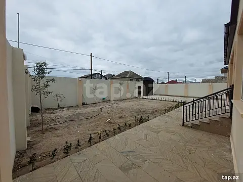 Satılır 3 otaqlı həyət evi