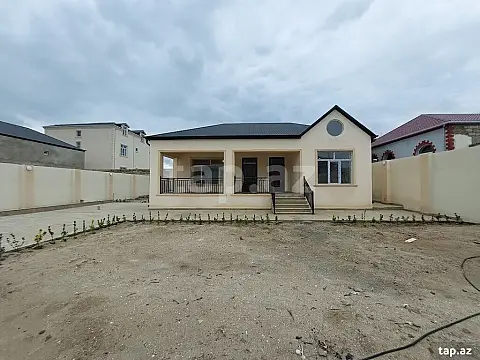 Satılır 3 otaqlı həyət evi