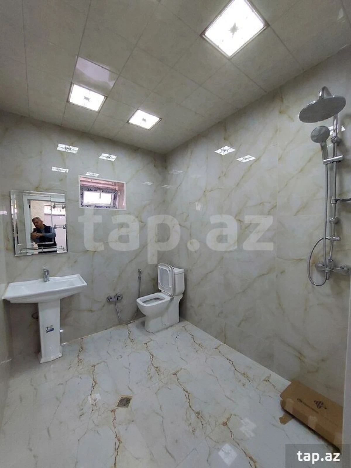 Satılır 3 otaqlı həyət evi