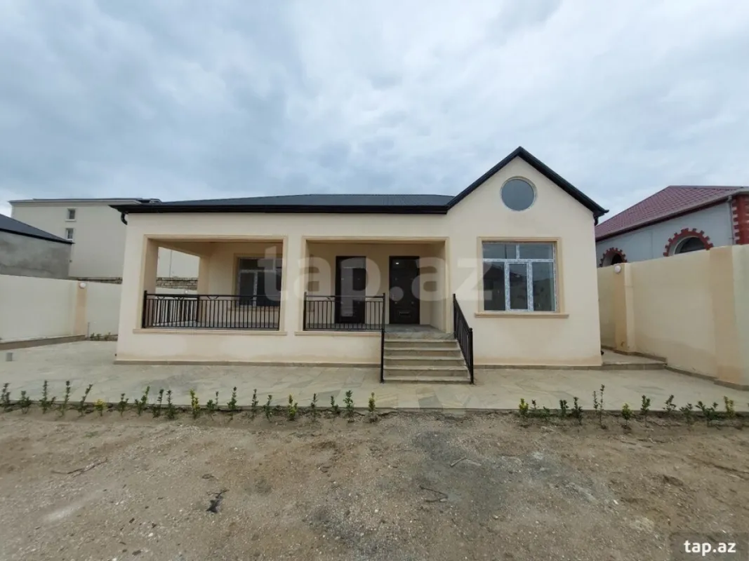 Satılır 3 otaqlı həyət evi