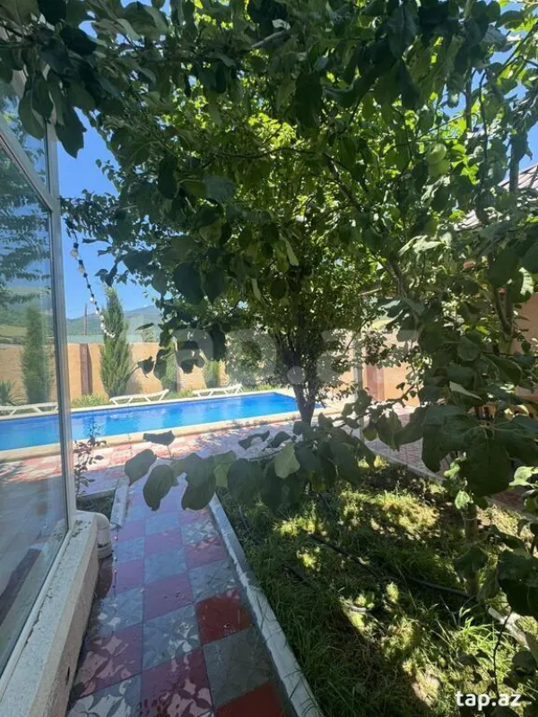 Kirayə verilir 5 otaqlı həyət evi 200 m²