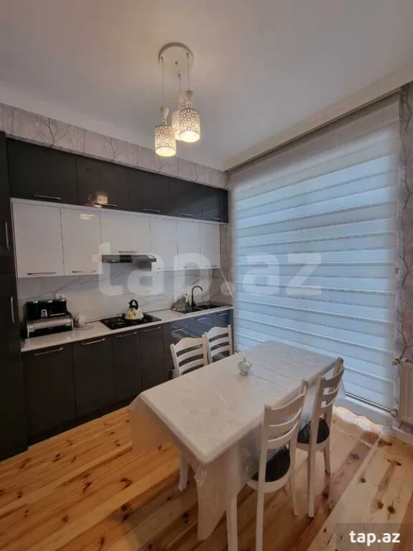 Kirayə verilir 5 otaqlı həyət evi 200 m²
