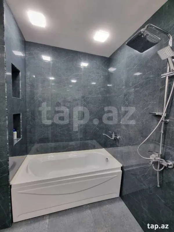 Kirayə verilir 5 otaqlı həyət evi 200 m²