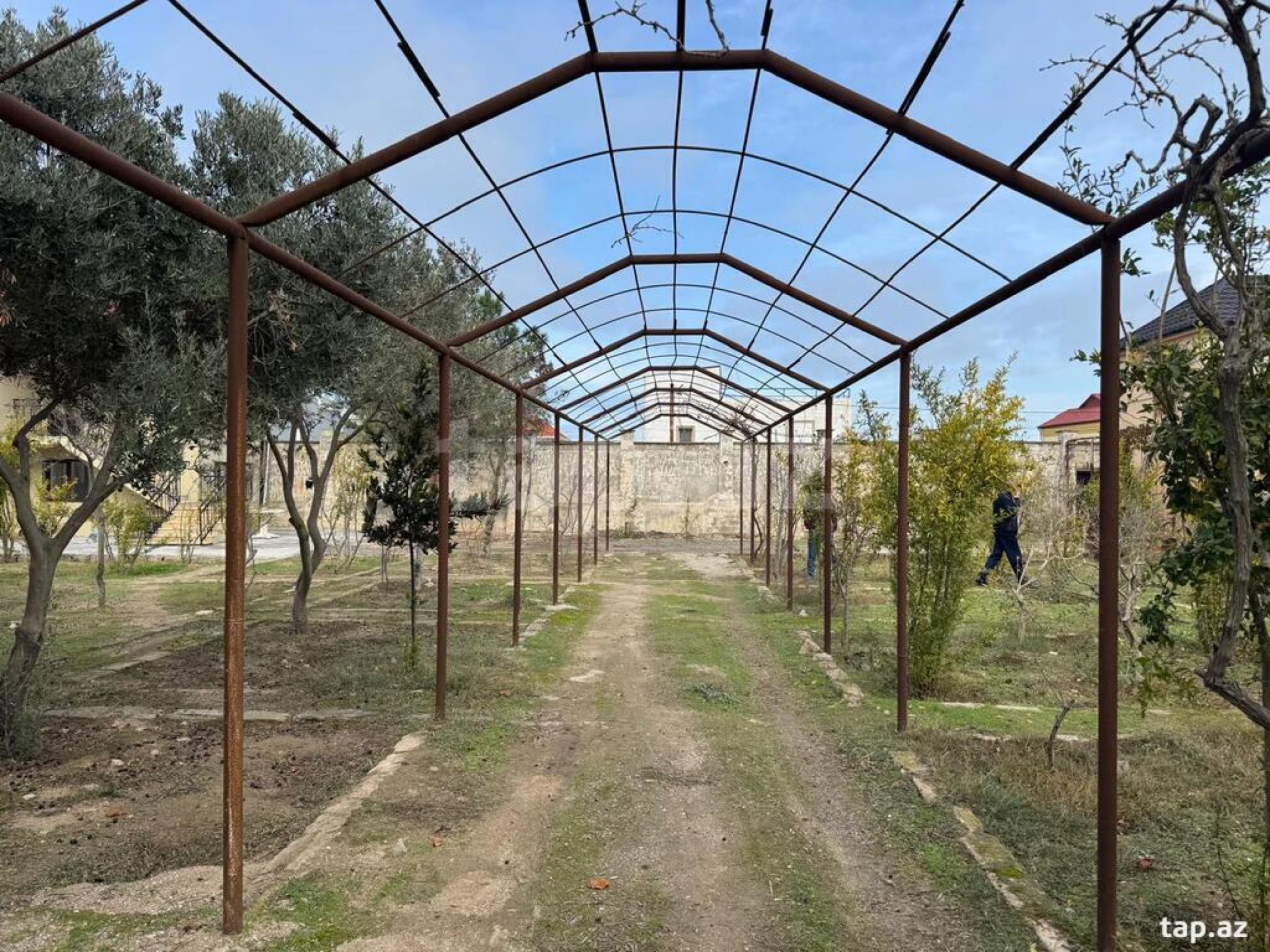 Satılır torpaq sahəsi