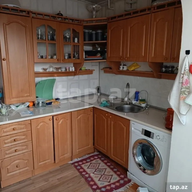 Satılır 5 otaqlı mənzil 118 m²