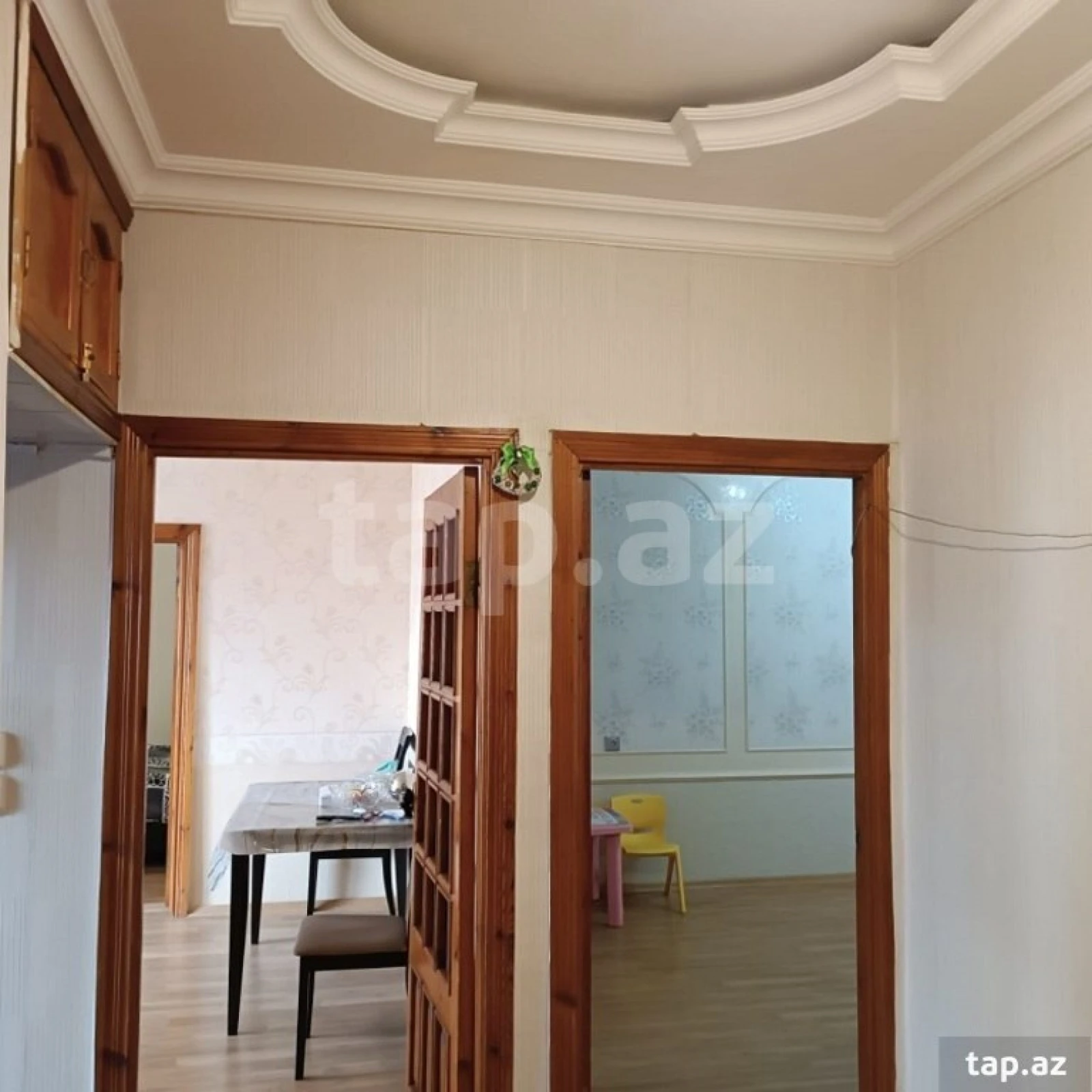 Satılır 5 otaqlı mənzil 118 m²