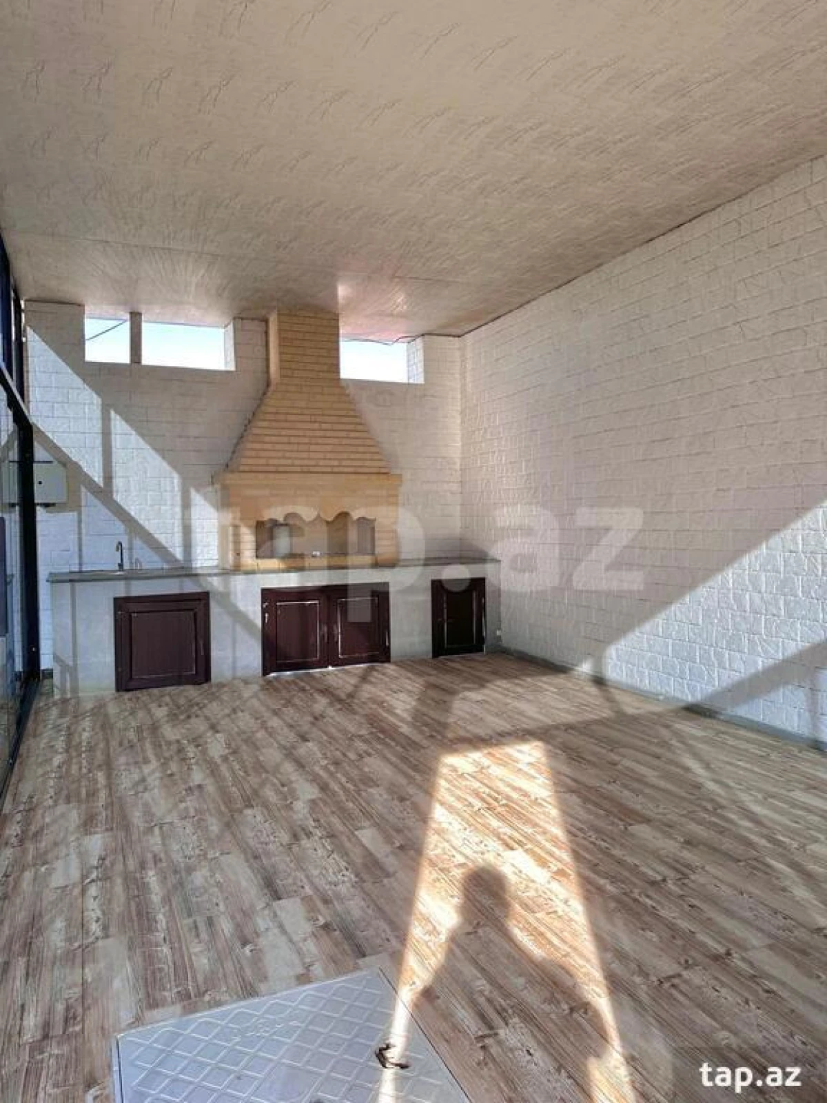 Satılır 4 otaqlı həyət evi