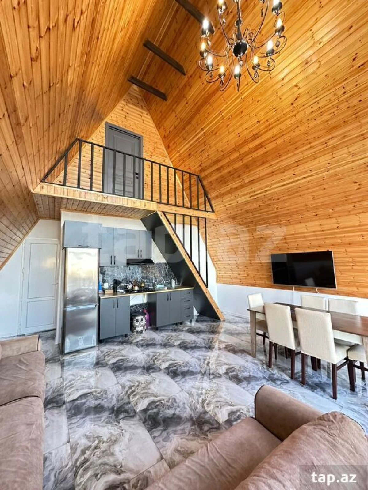 Kirayə verilir 3 otaqlı həyət evi 180 m²