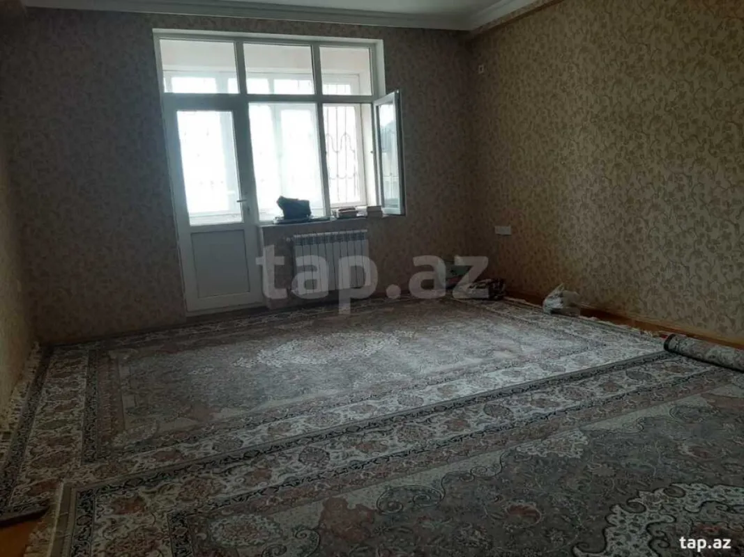 Satılır 4 otaqlı yeni tikili 150 m²