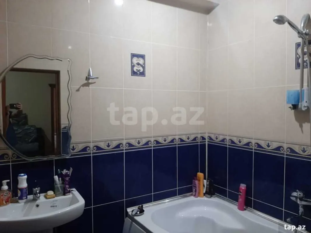 Satılır 4 otaqlı yeni tikili 150 m²