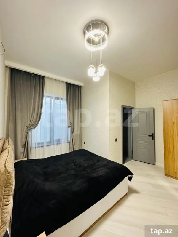 Kirayə verilir 4 otaqlı həyət evi