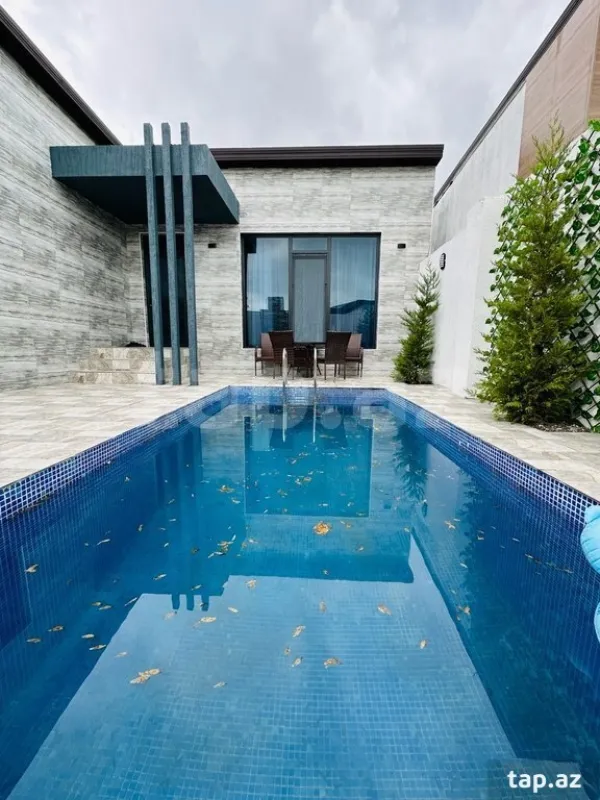 Kirayə verilir 4 otaqlı həyət evi