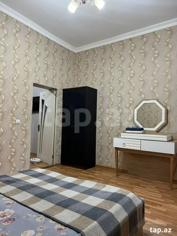 Kirayə verilir 2 otaqlı yeni tikili 80 m²