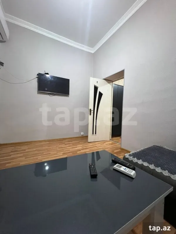 Kirayə verilir 2 otaqlı yeni tikili 80 m²