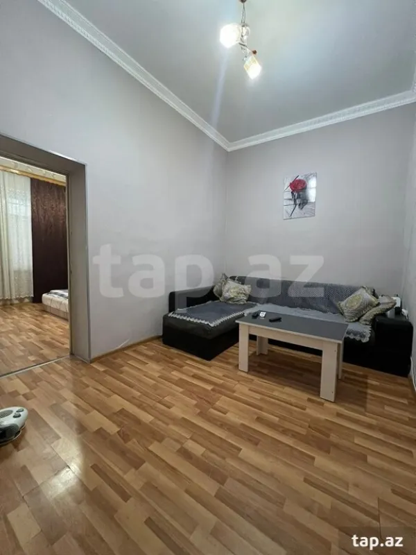 Kirayə verilir 2 otaqlı yeni tikili 80 m²