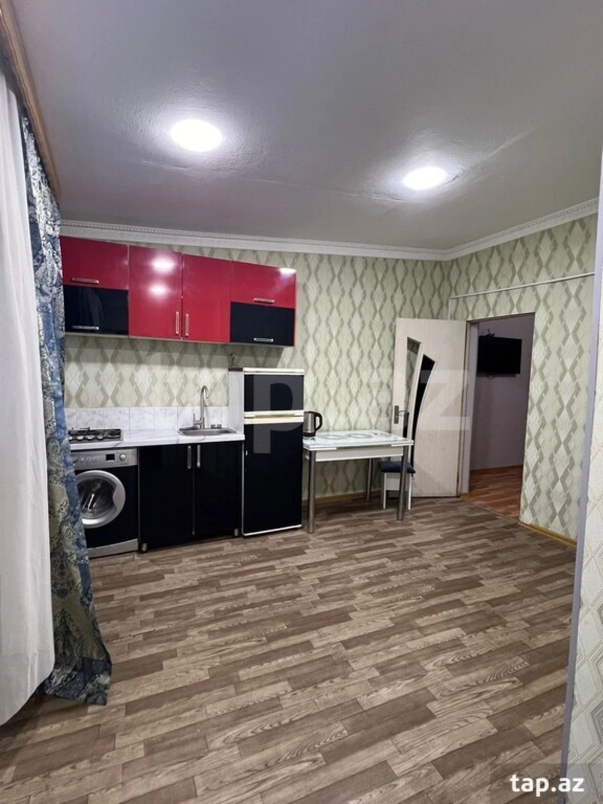 Kirayə verilir 2 otaqlı yeni tikili 80 m²