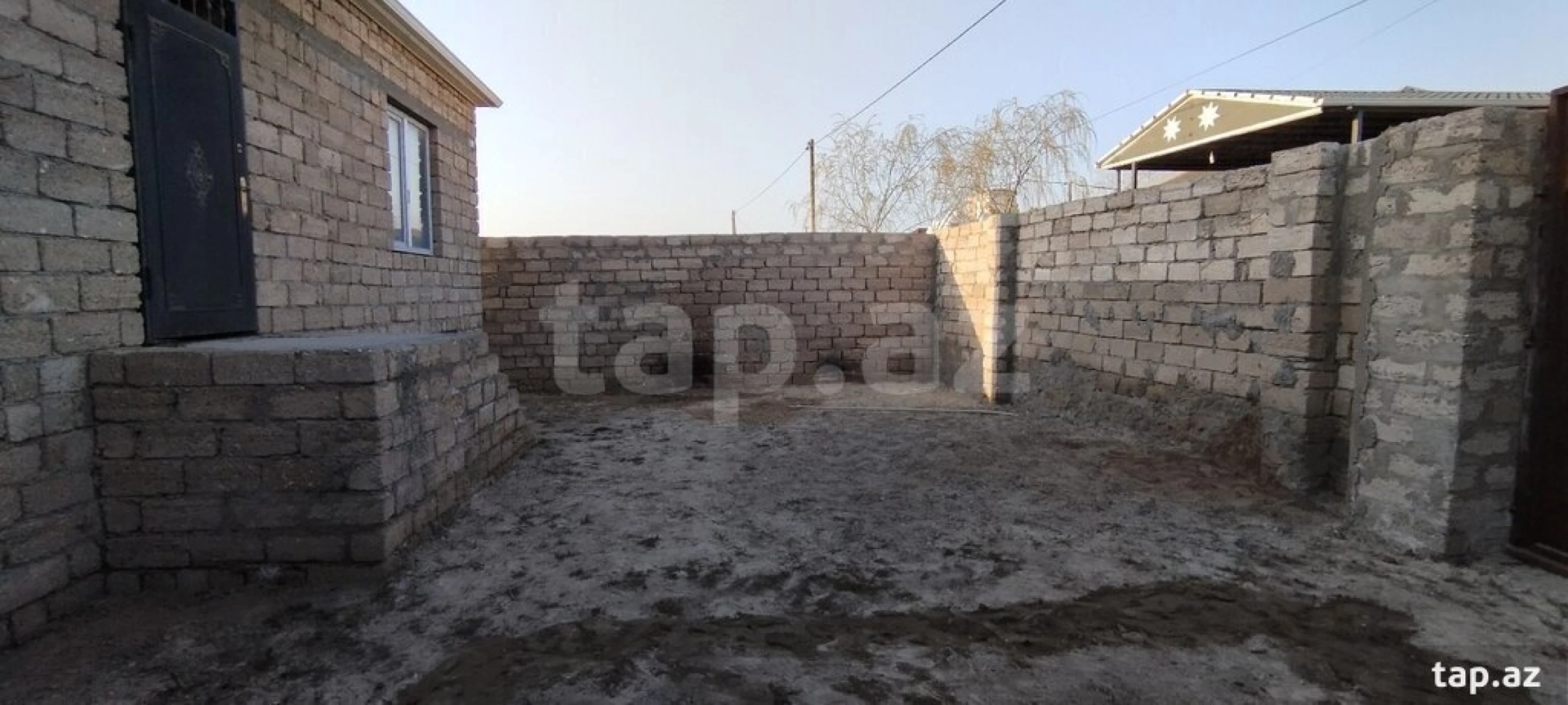 Satılır 3 otaqlı həyət evi