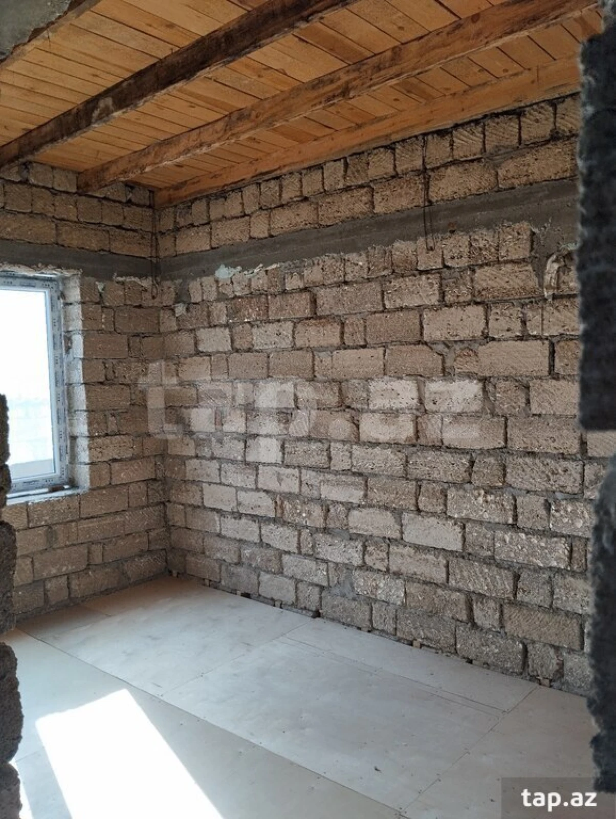 Satılır 3 otaqlı həyət evi