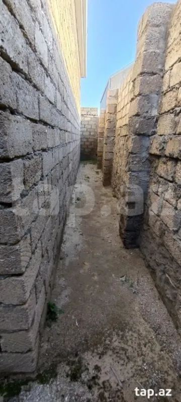 Satılır 3 otaqlı həyət evi