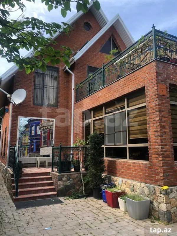 Kirayə verilir 5 otaqlı həyət evi