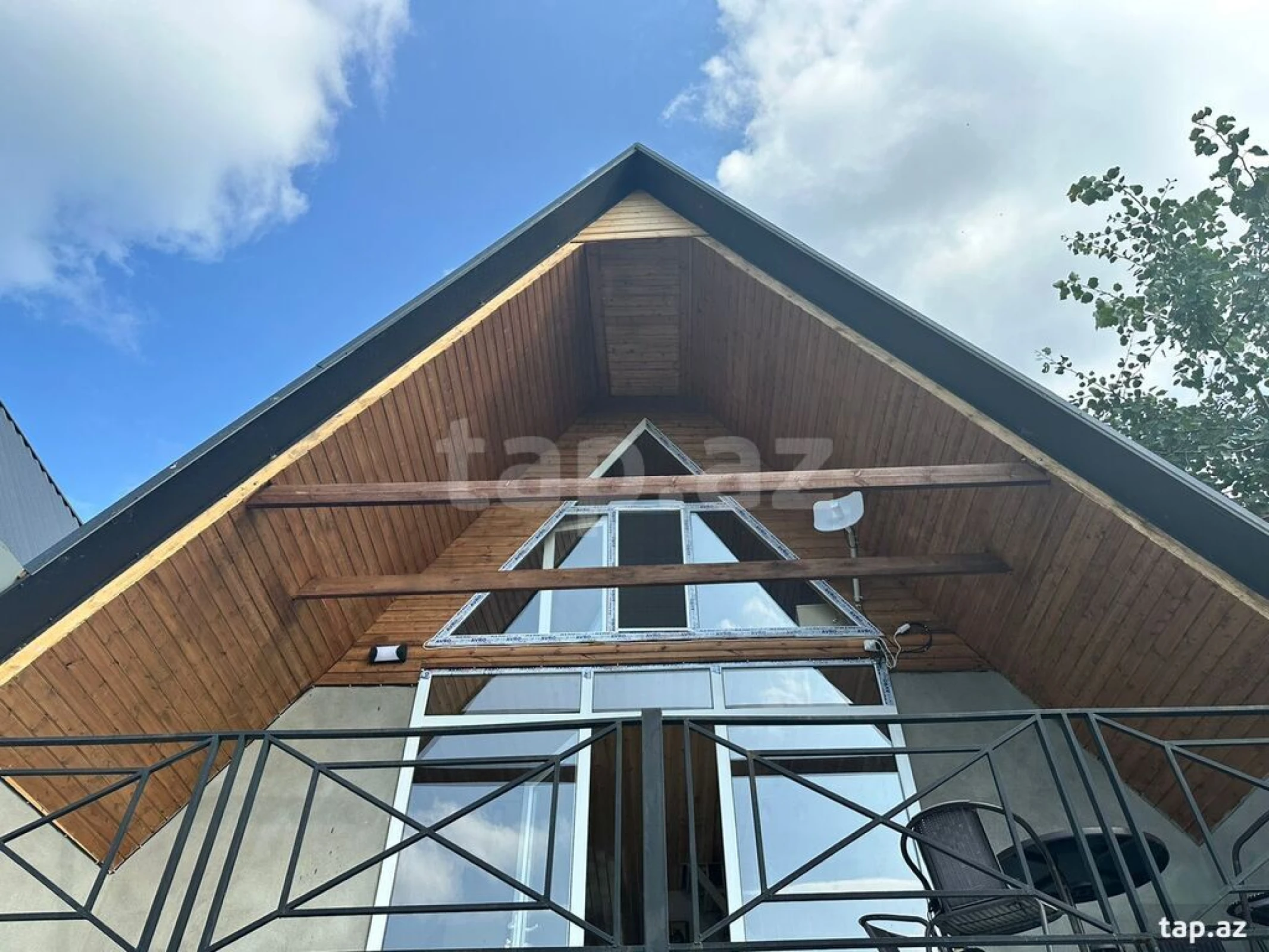 Kirayə verilir 3 otaqlı həyət evi