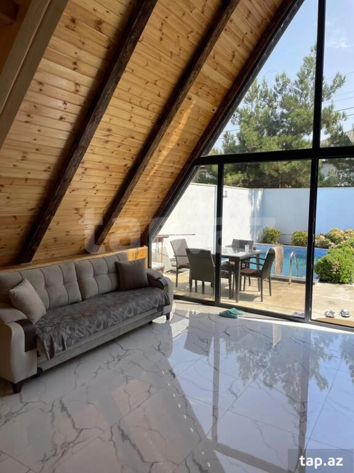 Kirayə verilir 3 otaqlı həyət evi