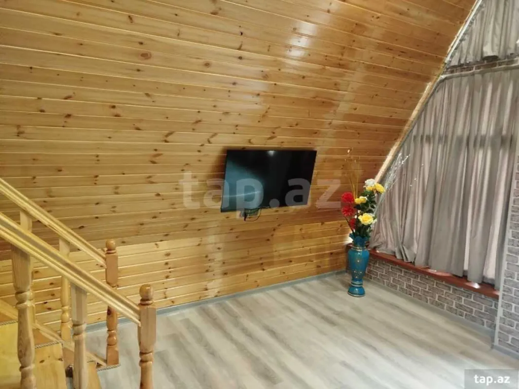 Kirayə verilir 4 otaqlı həyət evi