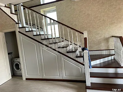 Kirayə verilir 4 otaqlı həyət evi