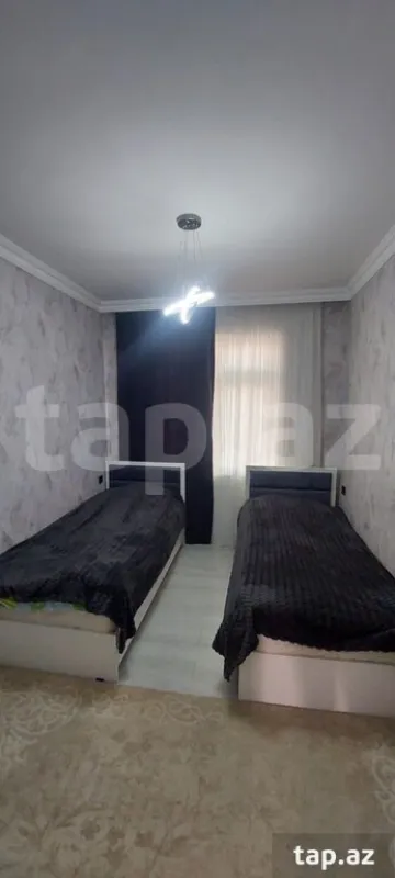 Satılır 6 otaqlı həyət evi