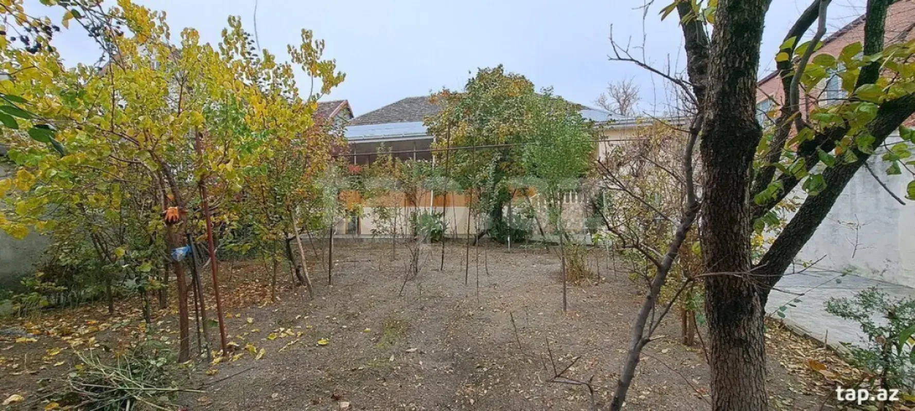 Satılır 3 otaqlı həyət evi 100 m²