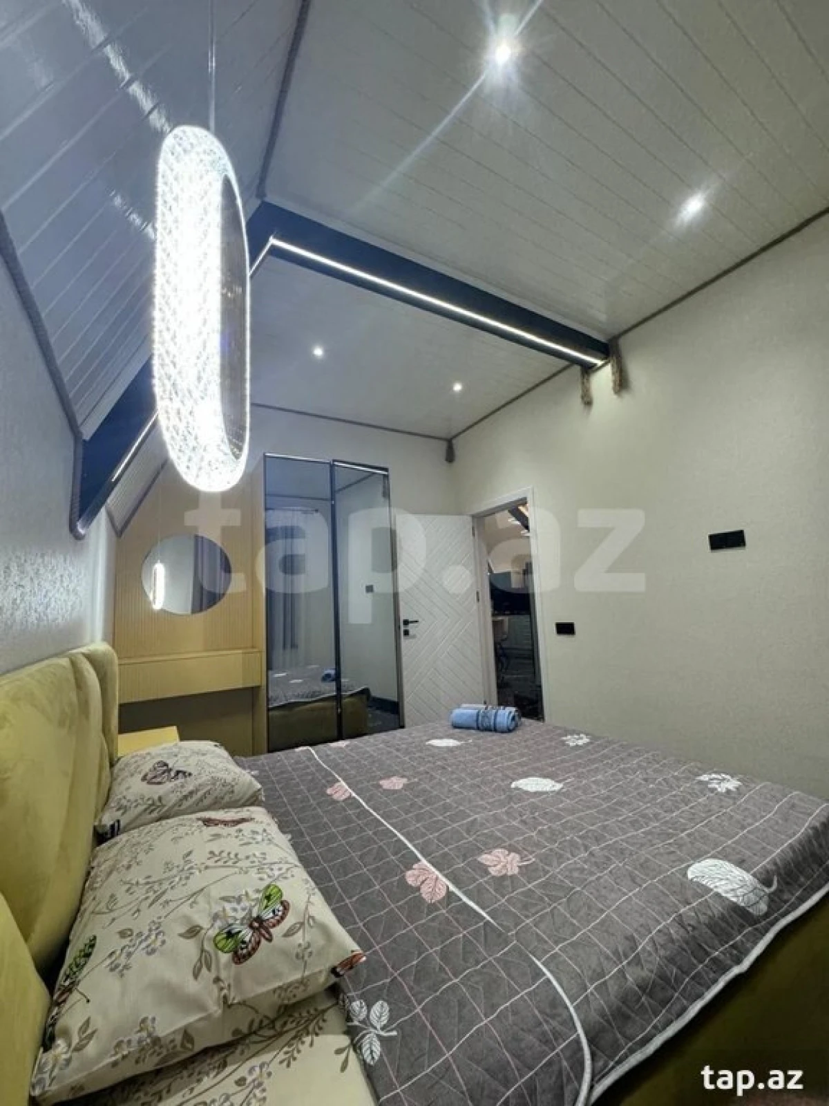 Kirayə verilir 3 otaqlı həyət evi