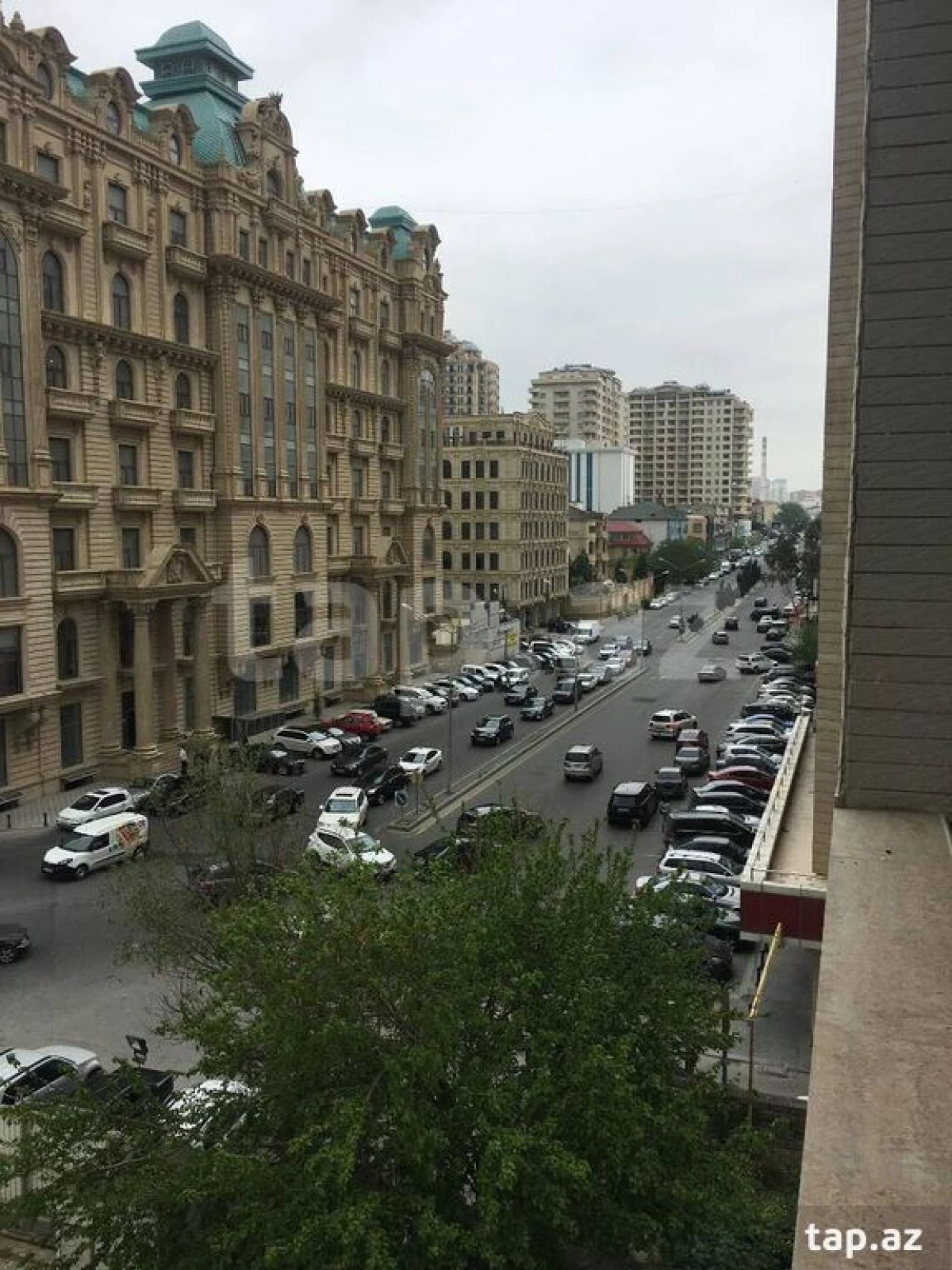 Satılır 3 otaqlı yeni tikili 136 m²