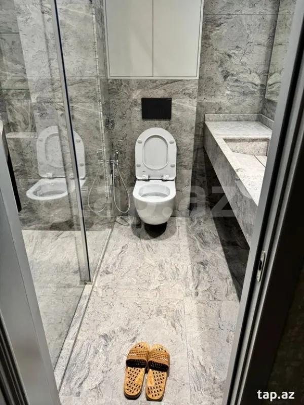 Kirayə verilir 2 otaqlı yeni tikili 119 m²