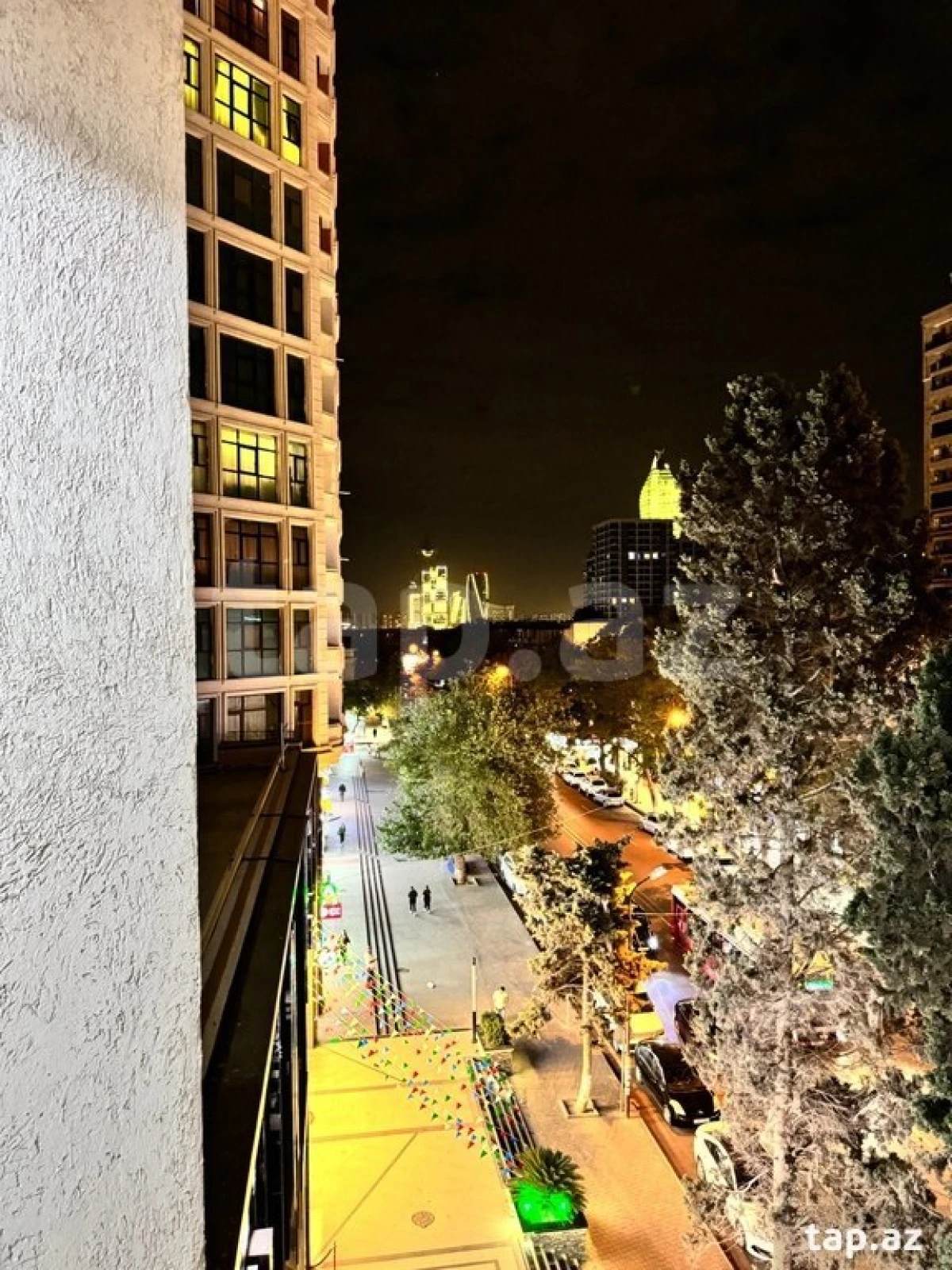 Kirayə verilir 2 otaqlı yeni tikili 119 m²