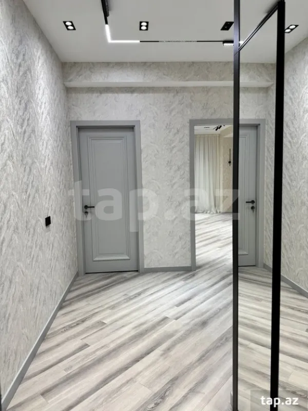 Kirayə verilir 2 otaqlı yeni tikili 119 m²