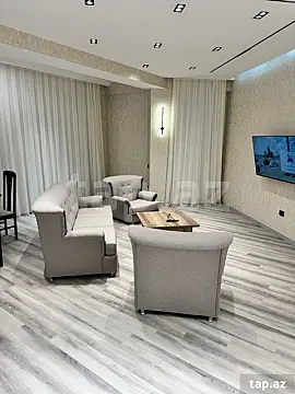 Kirayə verilir 2 otaqlı yeni tikili 119 m²