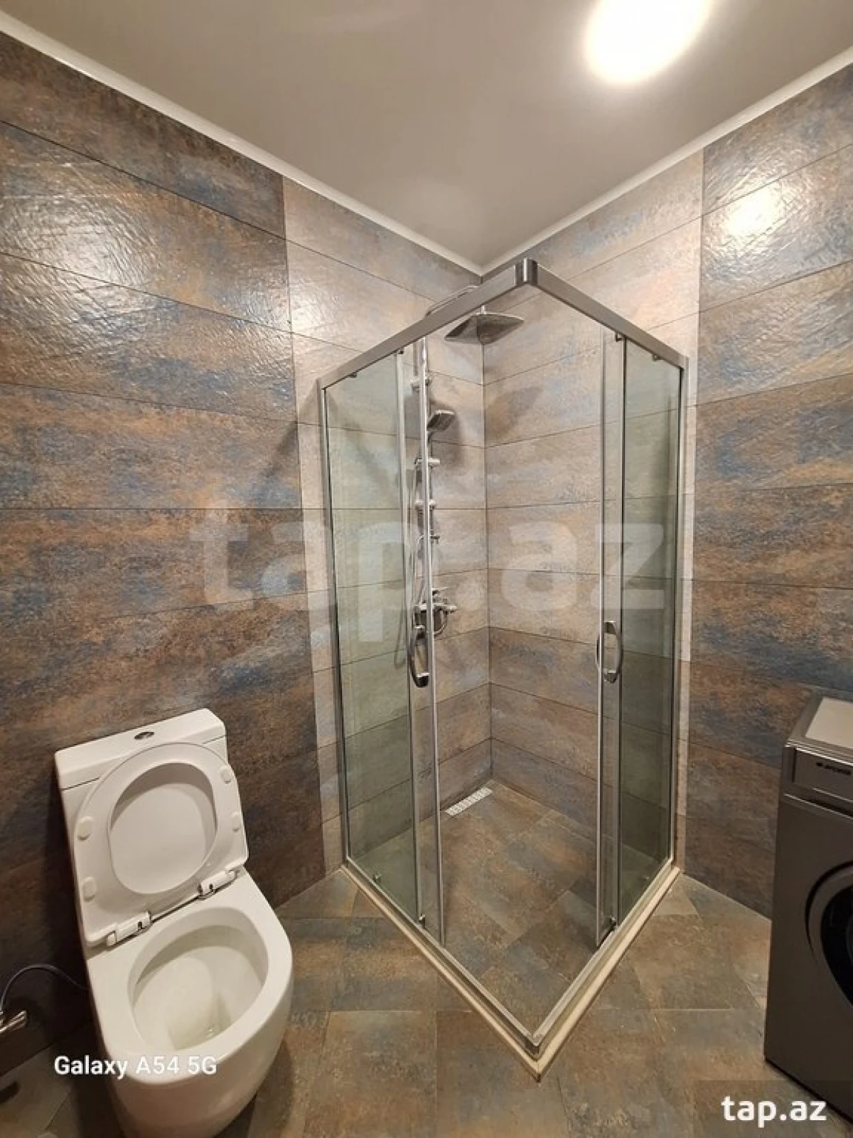 Kirayə verilir 2 otaqlı yeni tikili 80 m²