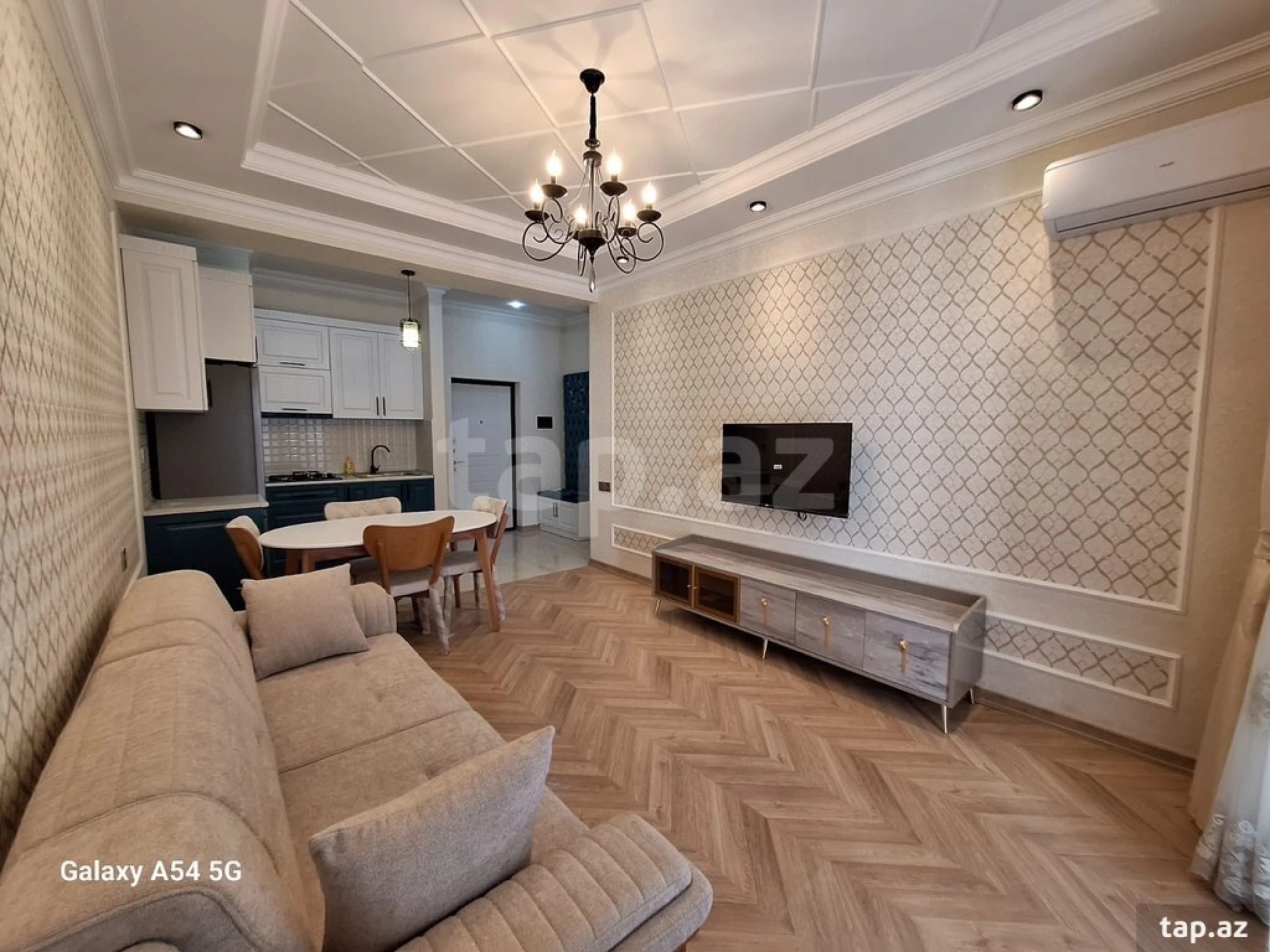 Kirayə verilir 2 otaqlı yeni tikili 80 m²