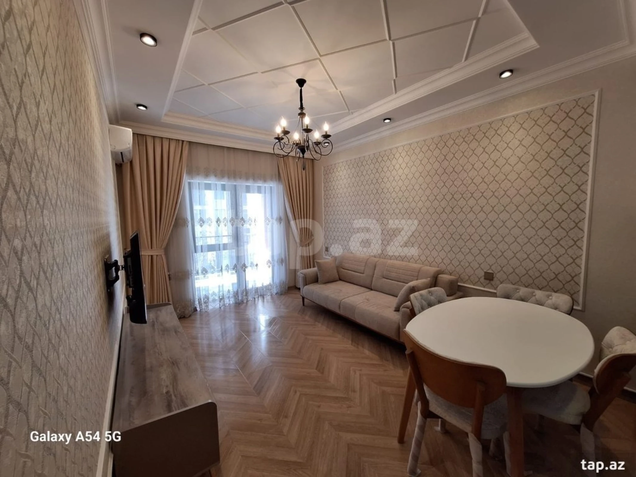 Kirayə verilir 2 otaqlı yeni tikili 80 m²