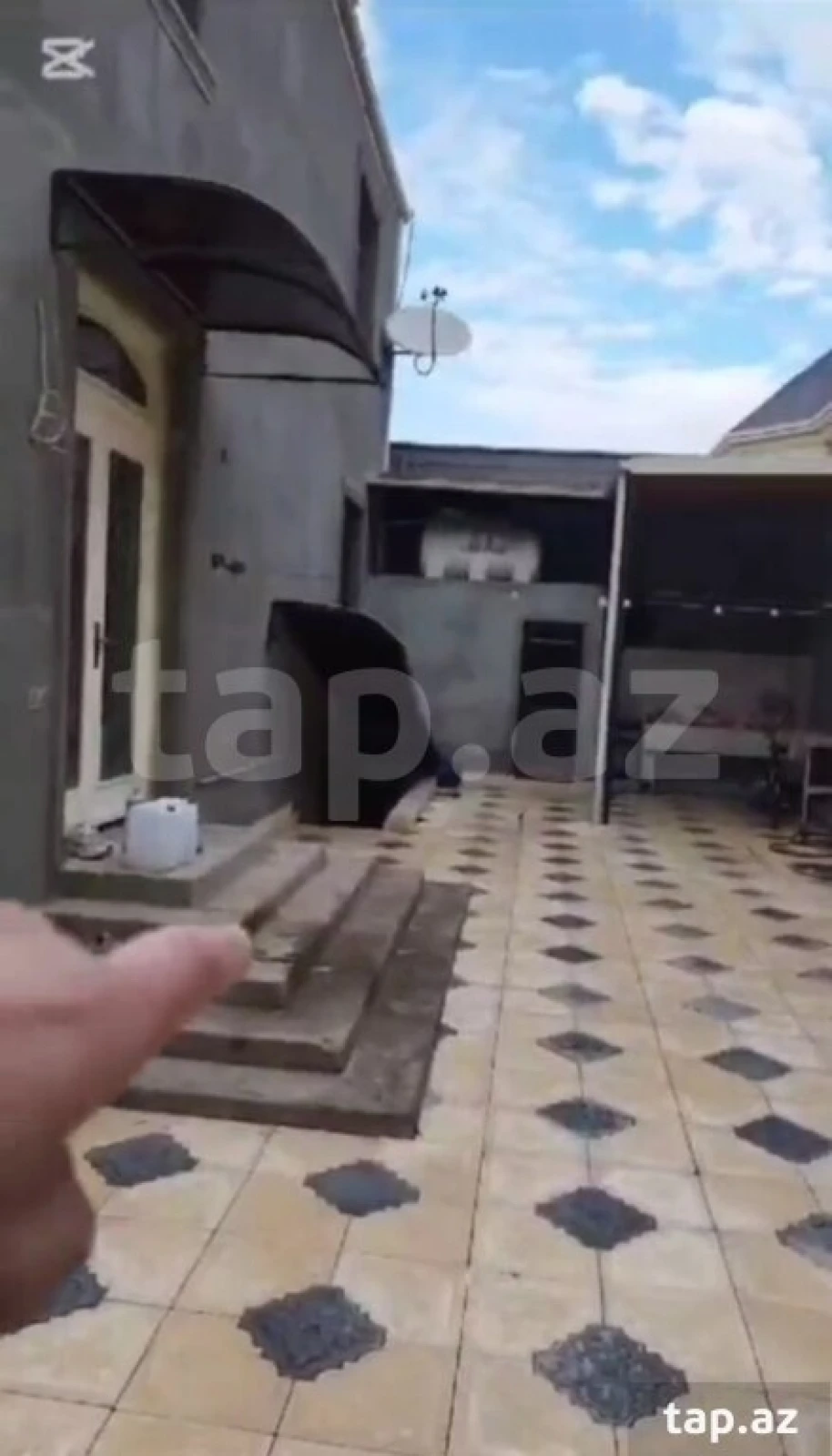 Satılır 4 otaqlı həyət evi