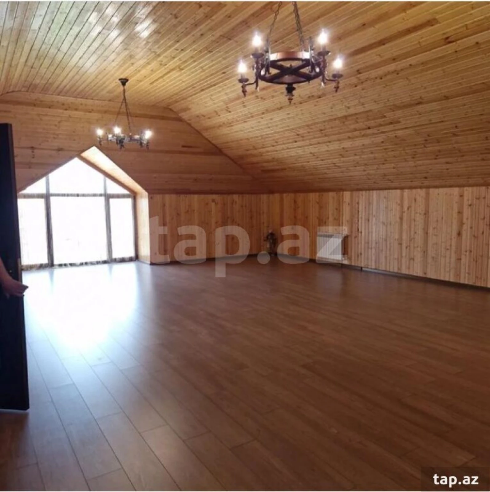 Satılır 4 otaqlı həyət evi