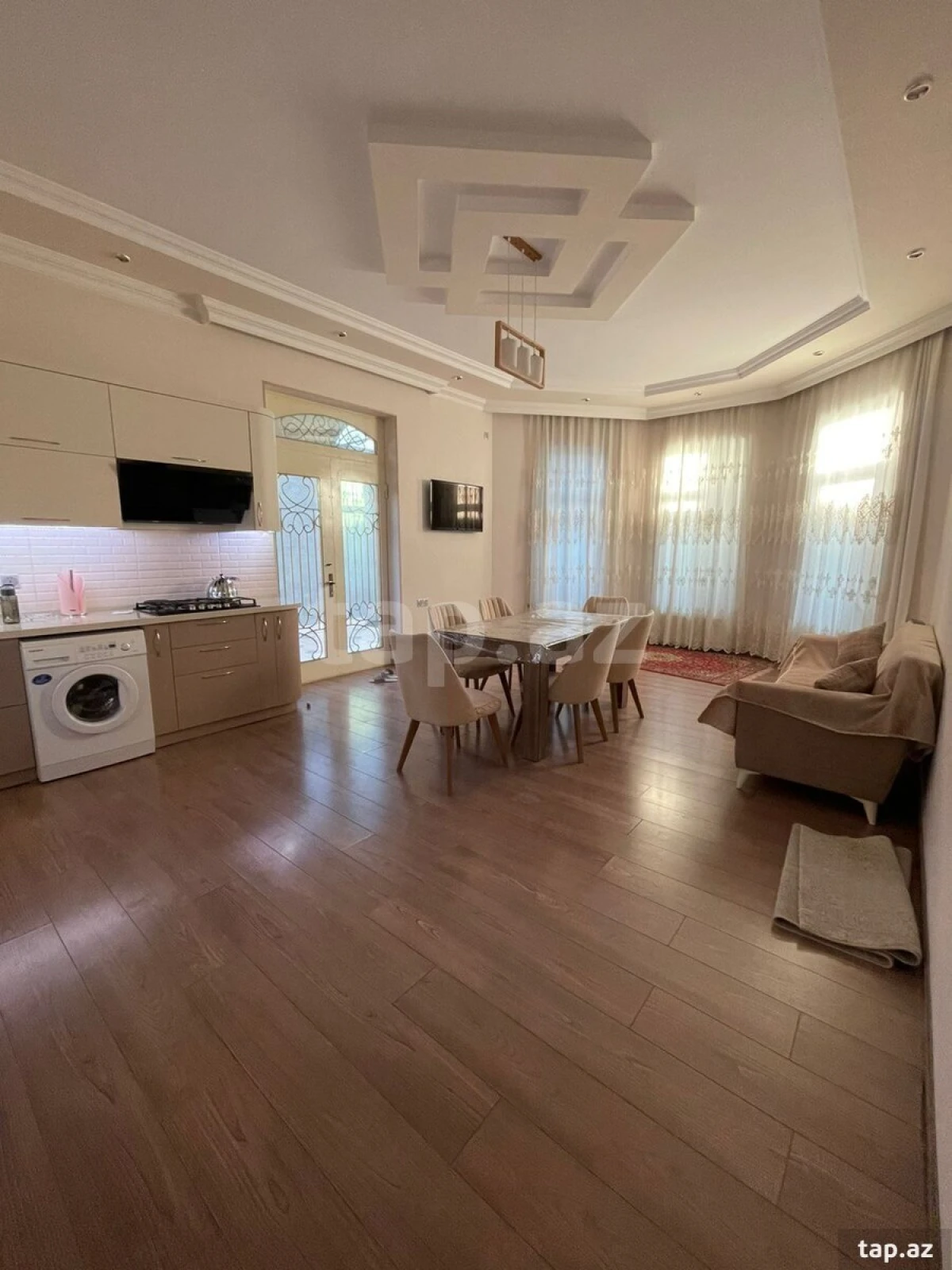 Satılır 4 otaqlı həyət evi