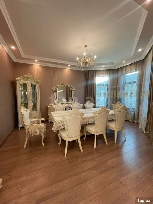 Satılır 4 otaqlı həyət evi