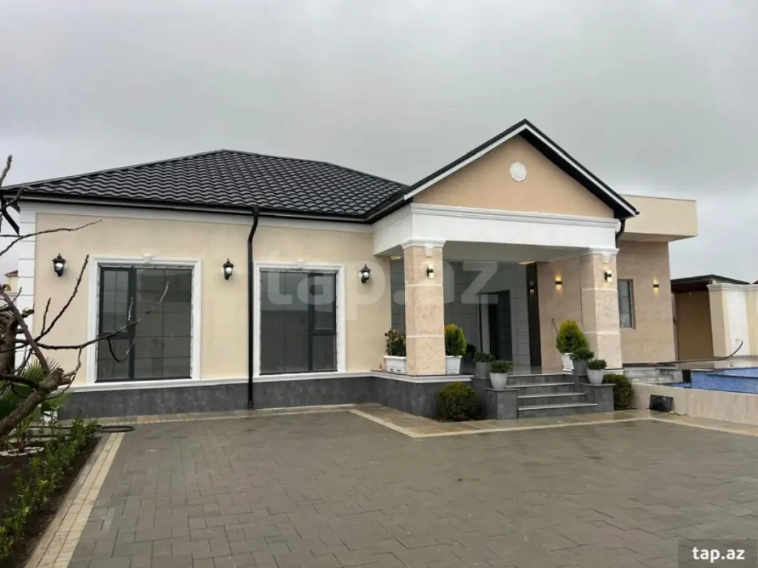 Satılır 4 otaqlı həyət evi 165 m²