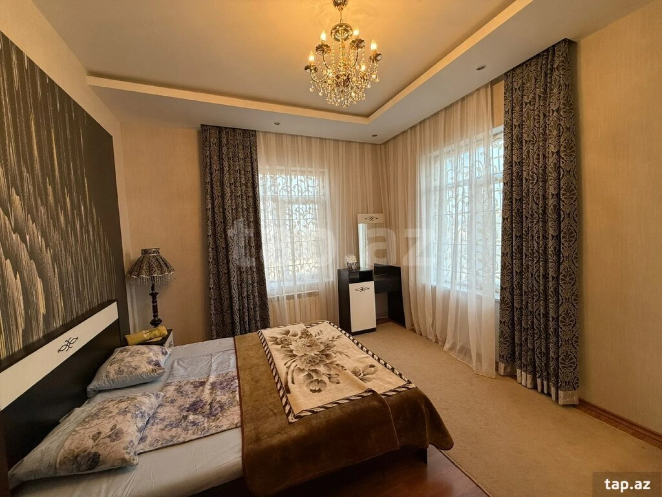 Kirayə verilir 4 otaqlı həyət evi