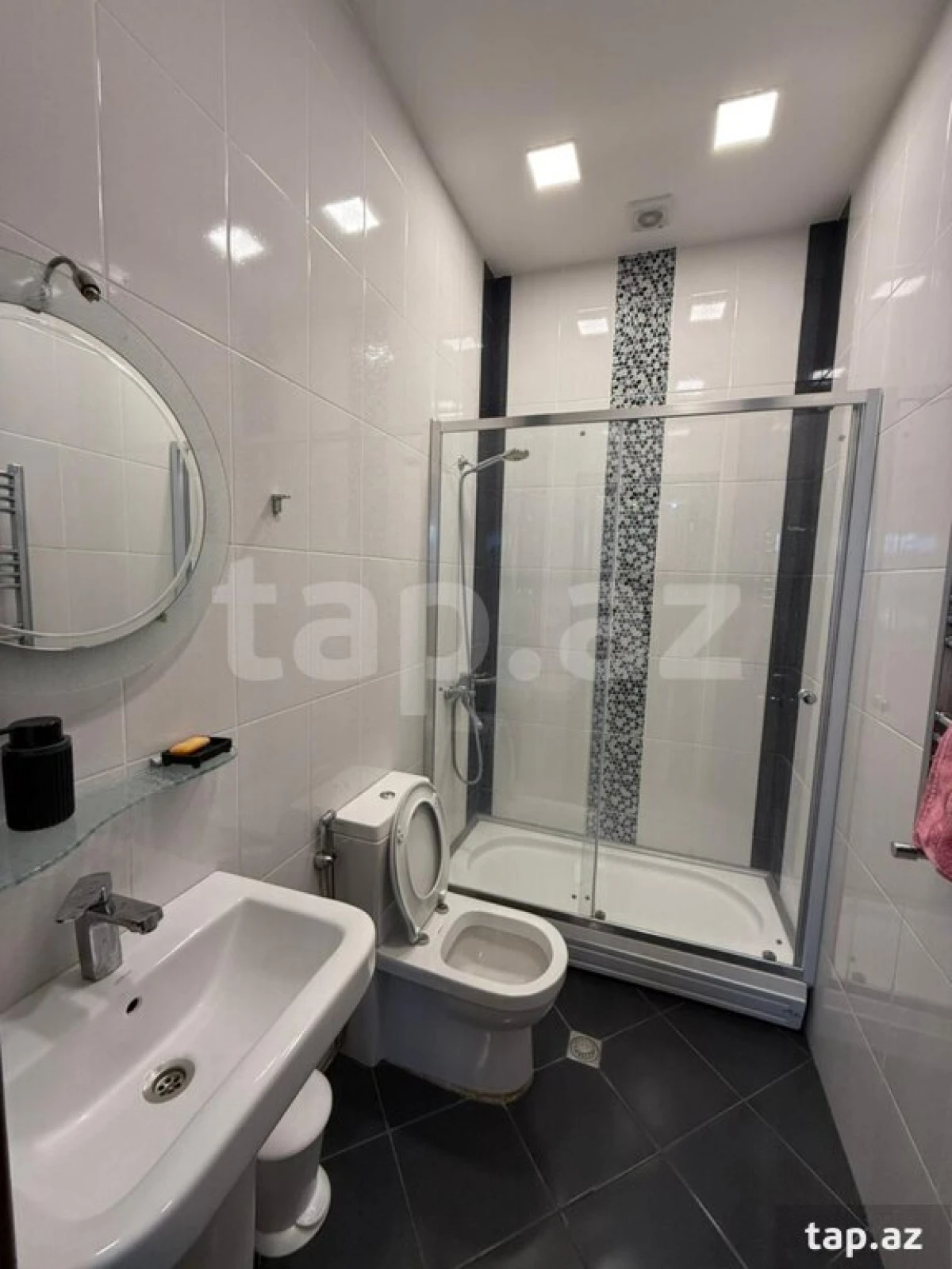 Kirayə verilir 4 otaqlı həyət evi