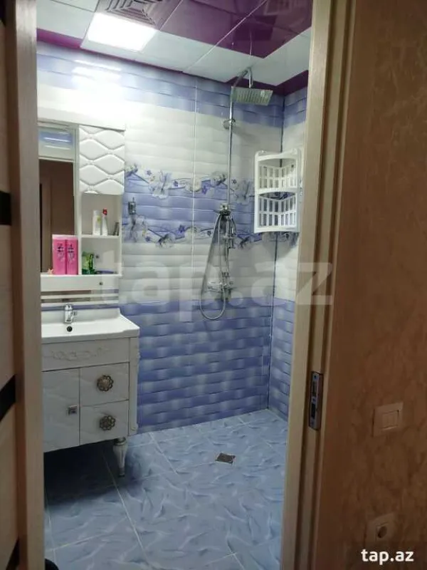 Satılır 3 otaqlı yeni tikili 64 m²