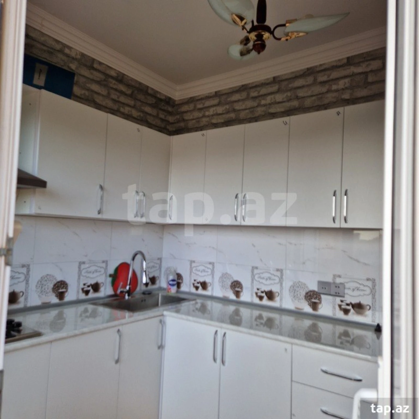 Satılır 3 otaqlı mənzil 71.17 m²