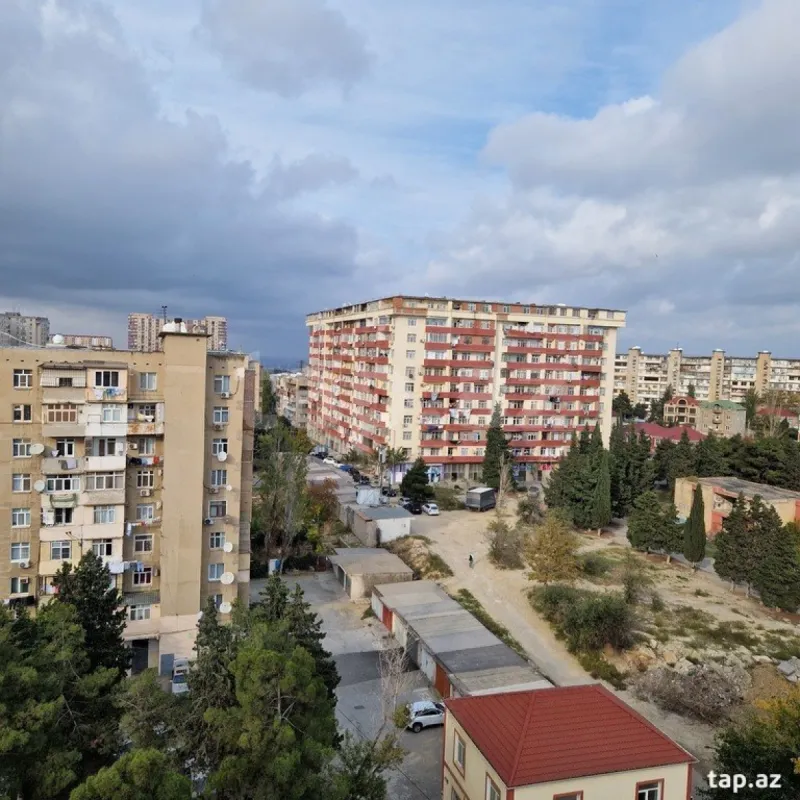 Satılır 3 otaqlı mənzil 71.17 m²