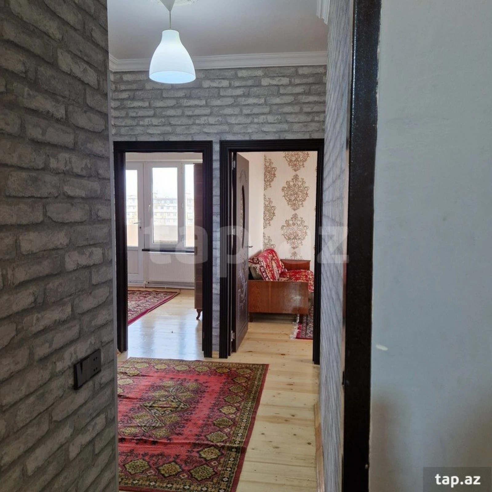 Satılır 3 otaqlı mənzil 71.17 m²